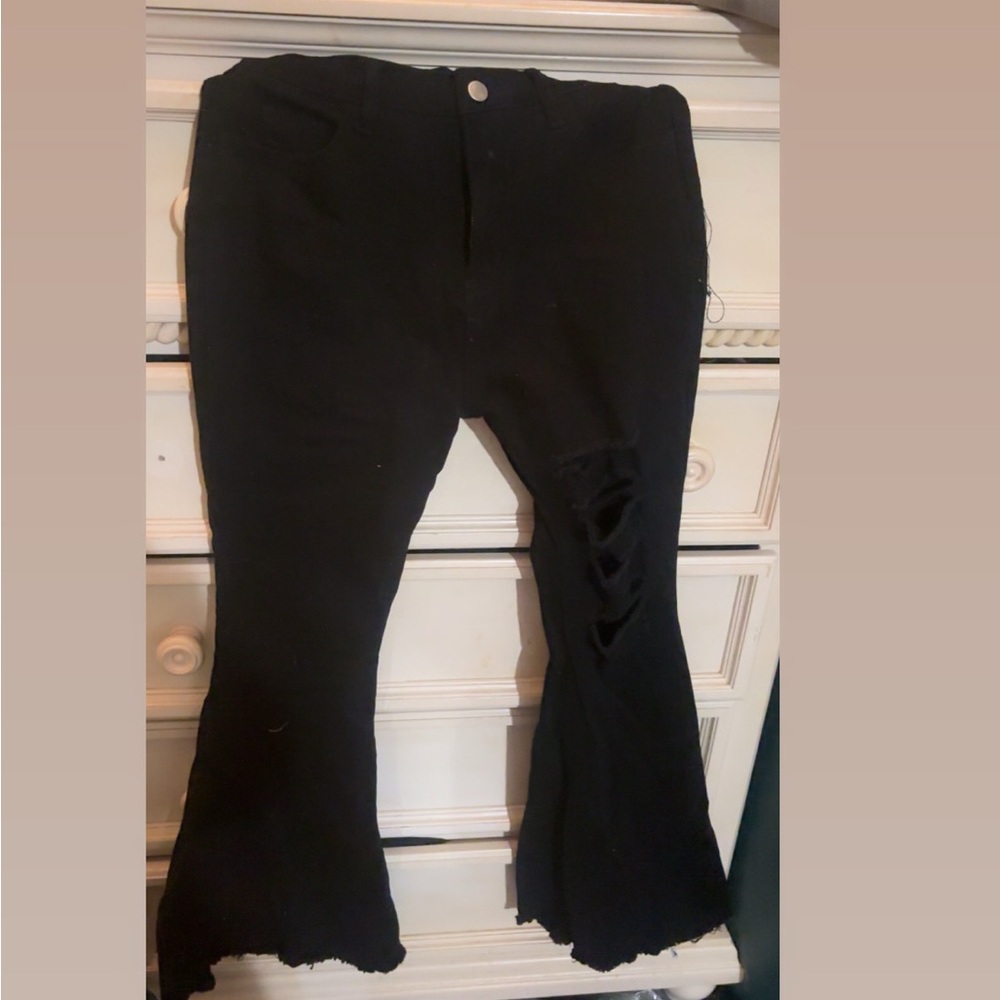 black bell bottom flare jeans